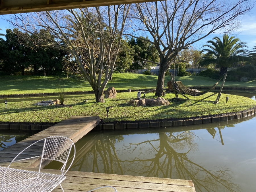 3 Bedroom Property for Sale in Vierlanden Western Cape